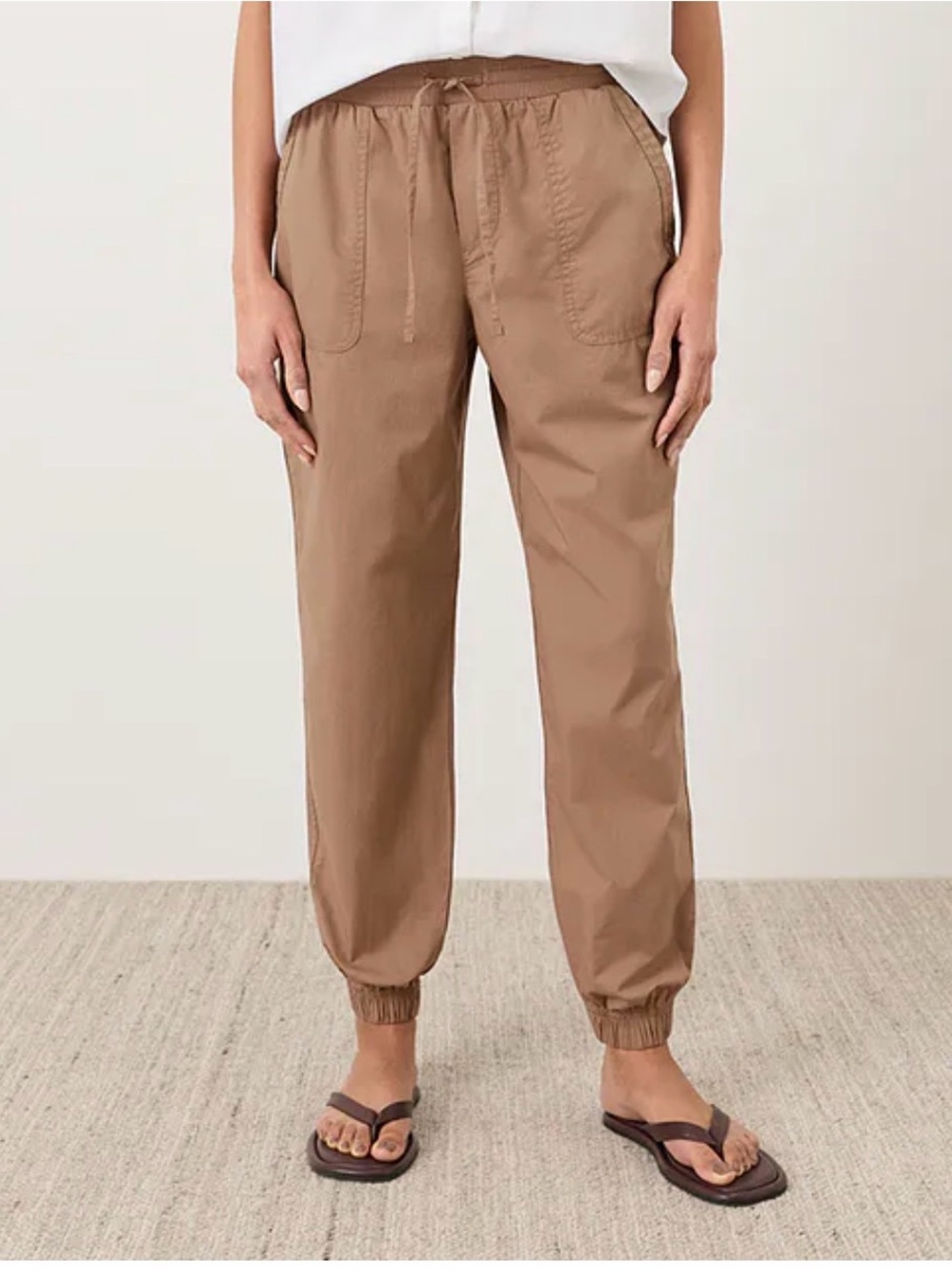Women's Driftwood Brown Stretch Poplin Jogger XL